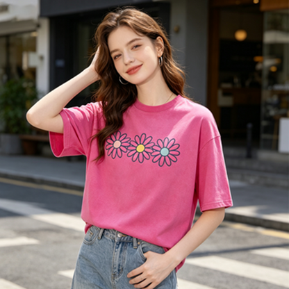 Women's Daisy Graphic T-Shirt